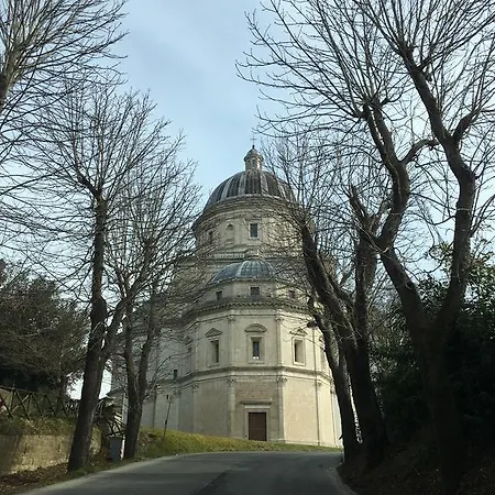 La Casa Di Lina Izzalini